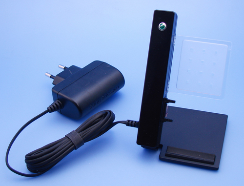 Original Docking / Ladestation Sony Ericsson C902