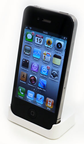 Apple iPhone 4 Dock/Tischladestation(weiss)m.Audioausg.